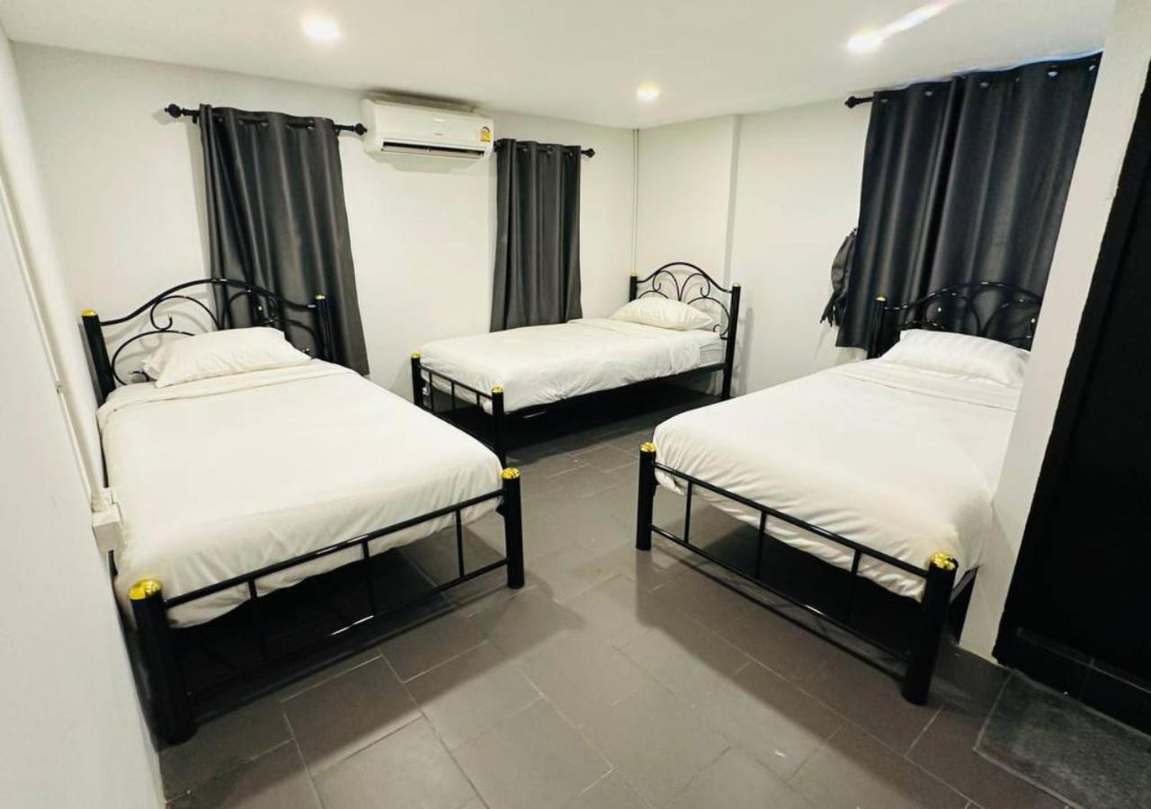 Adora Hostel Chiang Mai Extérieur photo